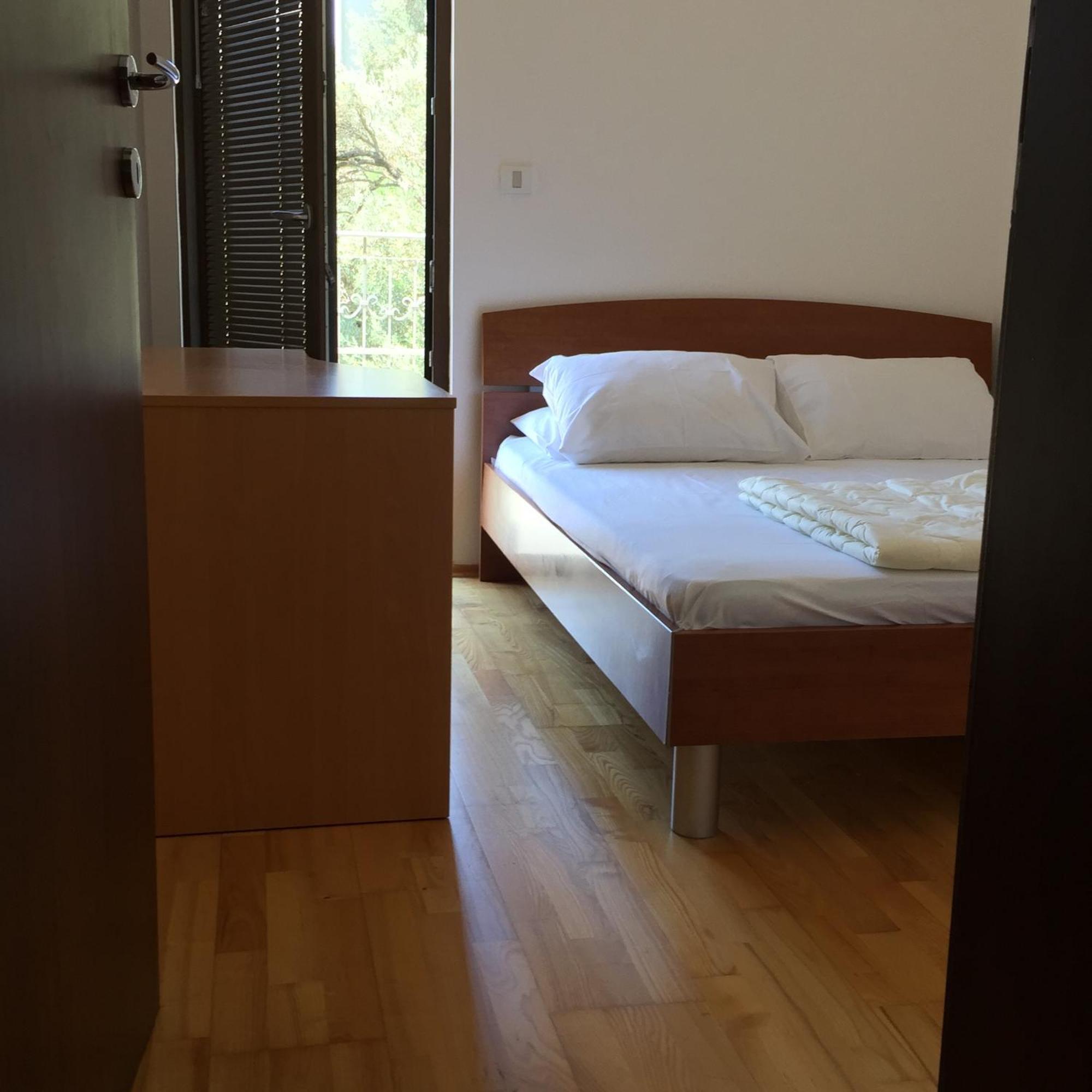 Apartments Ivan Petrovac Rum bild